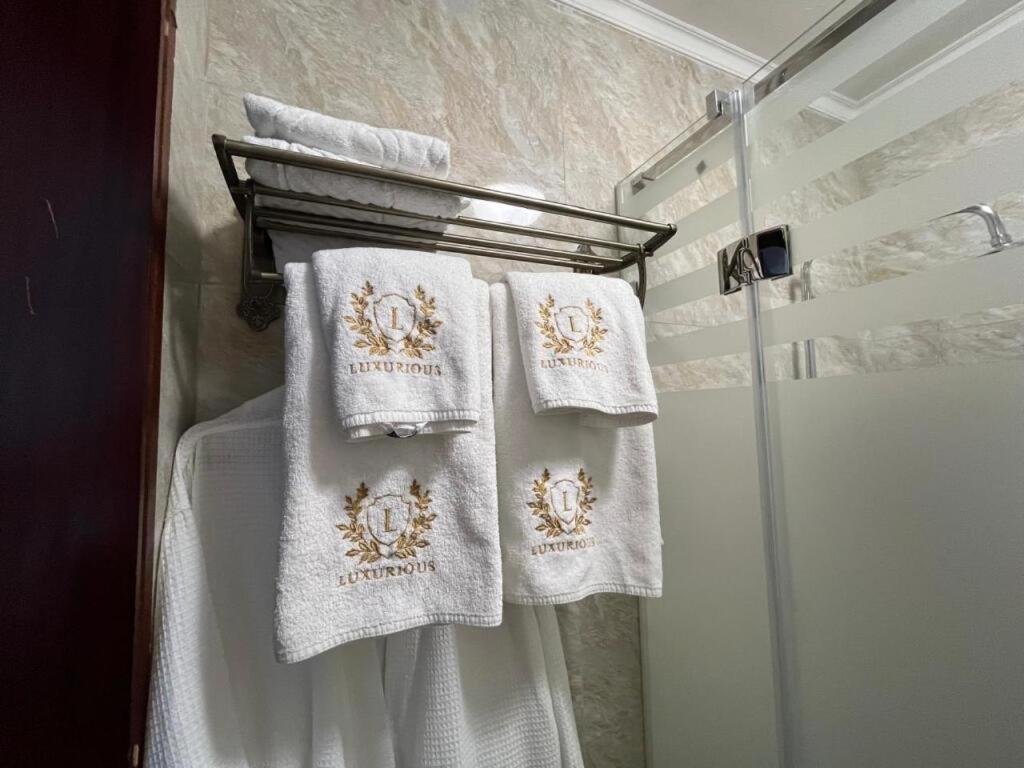 מלון טרז Luxurious מראה חיצוני תמונה